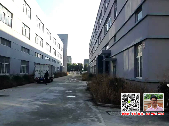  G0451 松江新桥新庙三路 18000平米三层标准厂房带货梯可以分租出租 500KV大电量