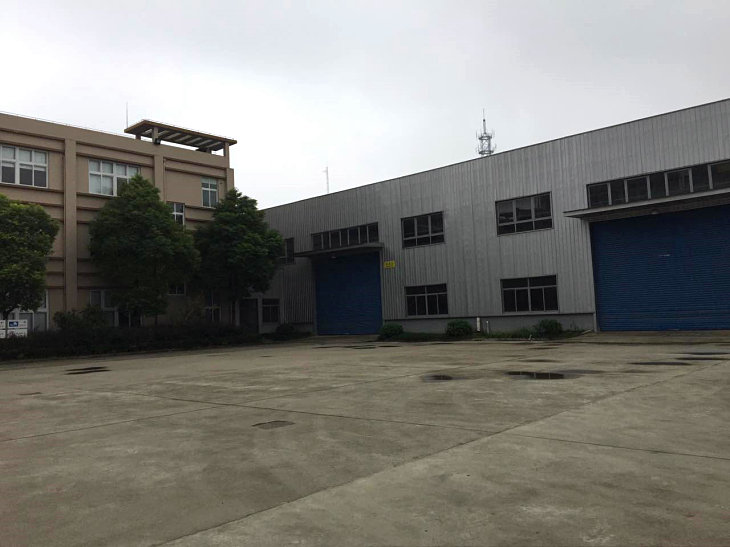 BS012 宝山 宝山城市工业园区 标准混泥土厂房办公楼三层2250平方米整体出租